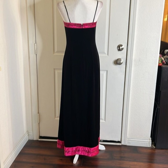 Vintage Papell Boutique Velvet Strapless Gown 8 Embroidery 90's Y2K Whimsigoth - Picture 7 of 14